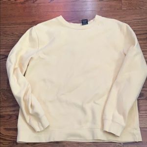 YELLOW CREWNECK SWEATSHIRT